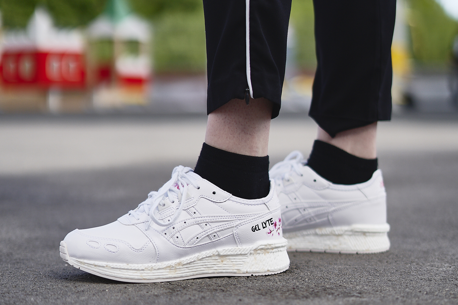 Asics HyperGEL LYTE New Balance Adidas Reebok Nike