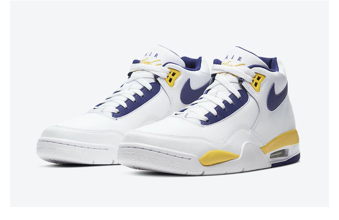 Nike Air Flight Legacy Lakers за 18200 руб.